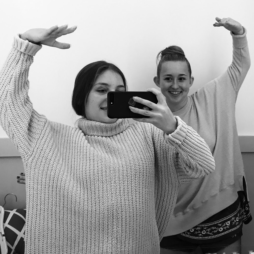 Meet your Posher, Danielle